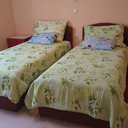 Peaceful Location For Perfect Vacation Novi Vinodolski